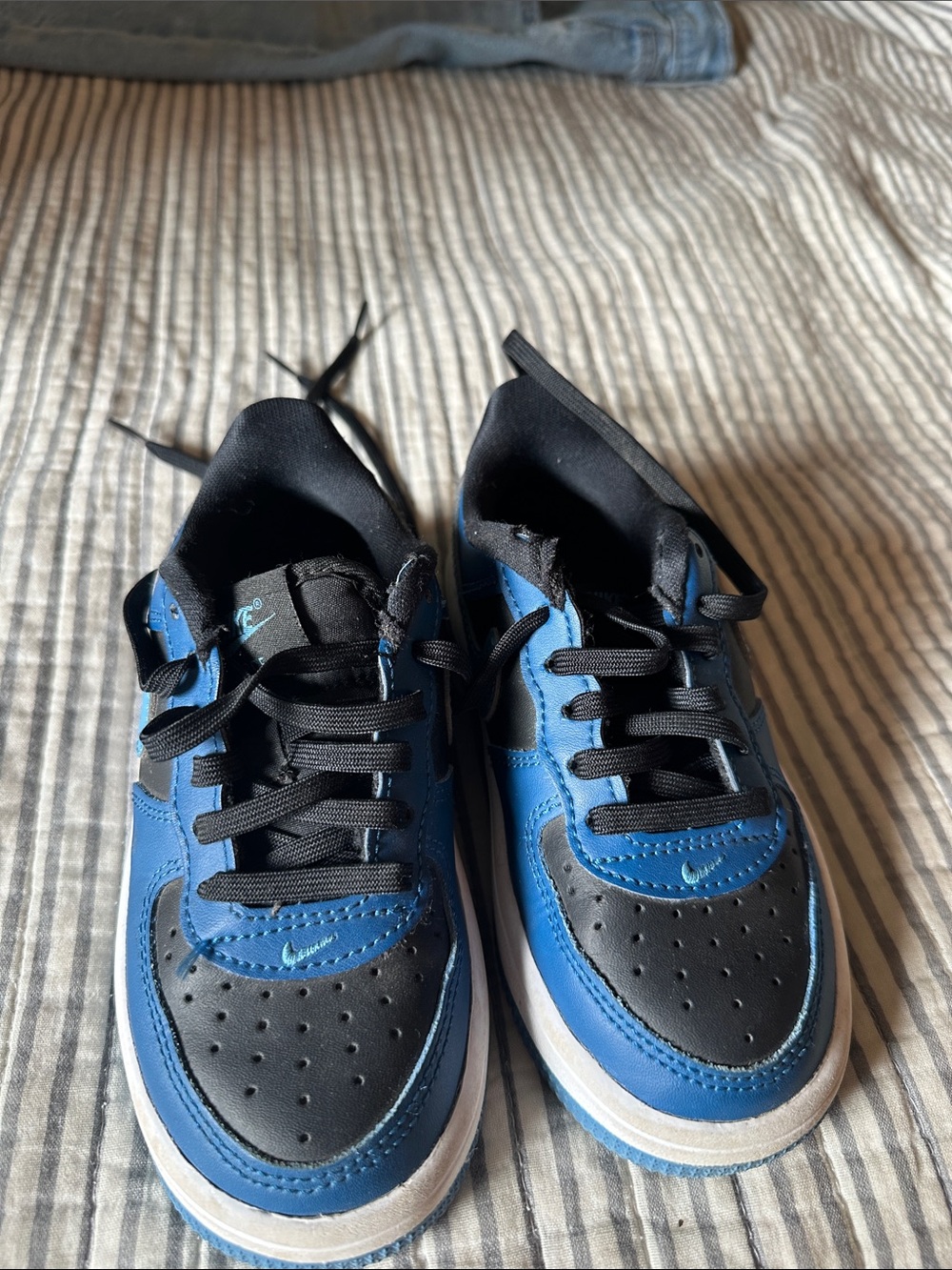 Nike Kids Blue and Black Lace-Up Sneakers